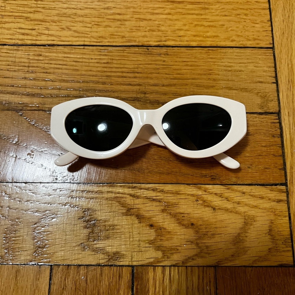 Tory Burch White Oval Sunglasses with Black Lenses